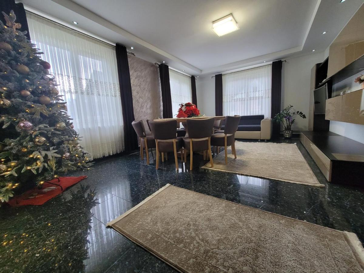 Villa Mery Moisei Buitenkant foto